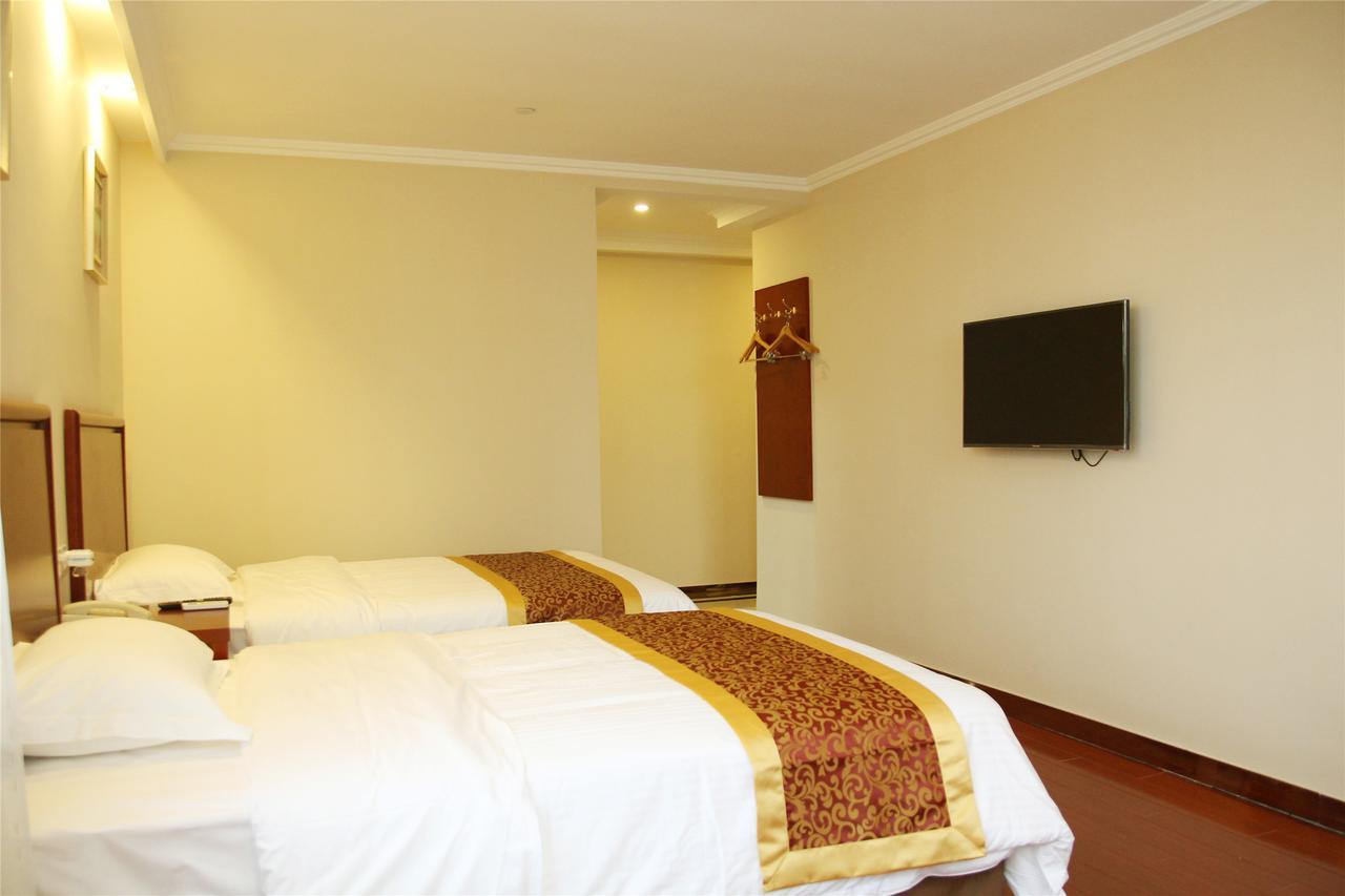 Greentree Inn Guizhou Guiyang Xiaoshizi Business Hotel Guiyang (Guizhou) Esterno foto