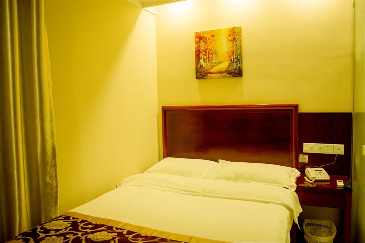 Greentree Inn Guizhou Guiyang Xiaoshizi Business Hotel Guiyang (Guizhou) Esterno foto