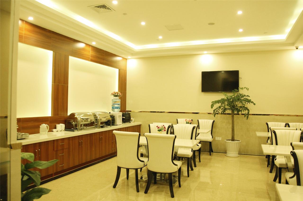 Greentree Inn Guizhou Guiyang Xiaoshizi Business Hotel Guiyang (Guizhou) Esterno foto